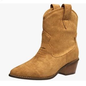 NWOT French Connection Sz 8.5 Carrie Boot